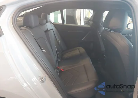 2026 BMW 530I xDrive z USA, uszkodzony, nr VIN WBA53FJ05TCW46228